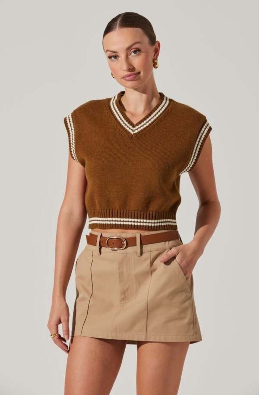 ASTR THE LABEL KIRBY SWEATER VEST - BROWN